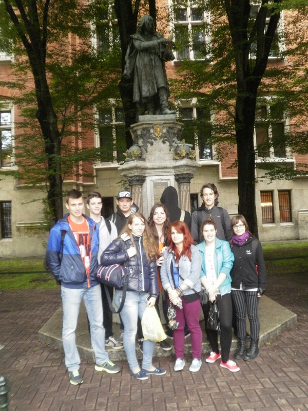 Kopernikusz szobra a Jagelló Egyetem előtt